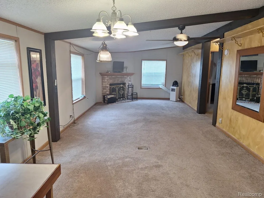 2500 Mann Road #272 Clarkston City, MI 48346