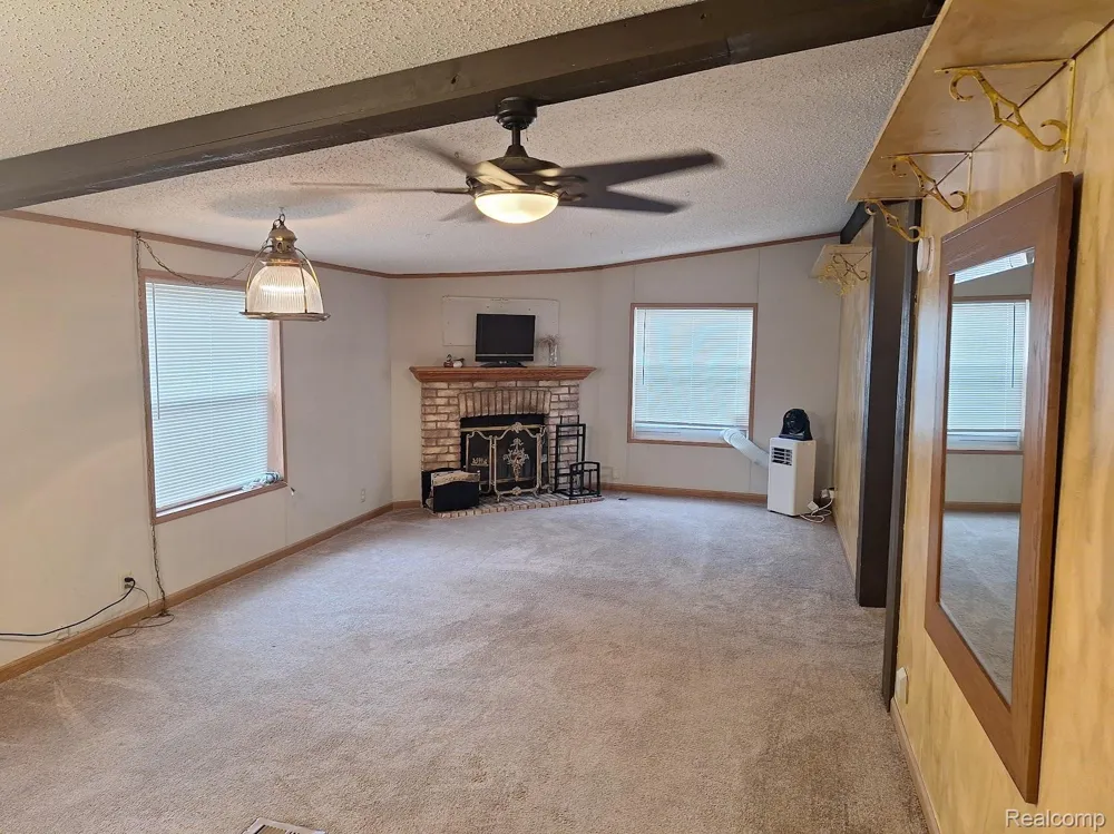 2500 Mann Road #272 Clarkston City, MI 48346