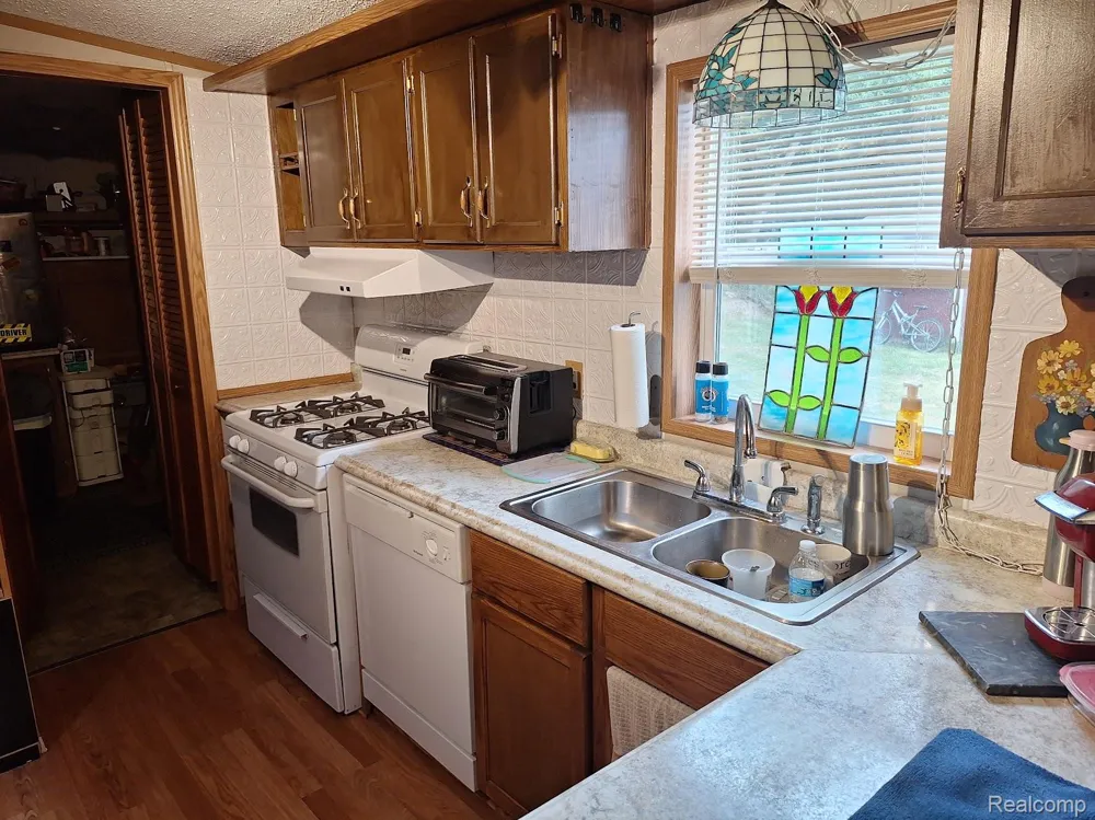 2500 Mann Road #272 Clarkston City, MI 48346