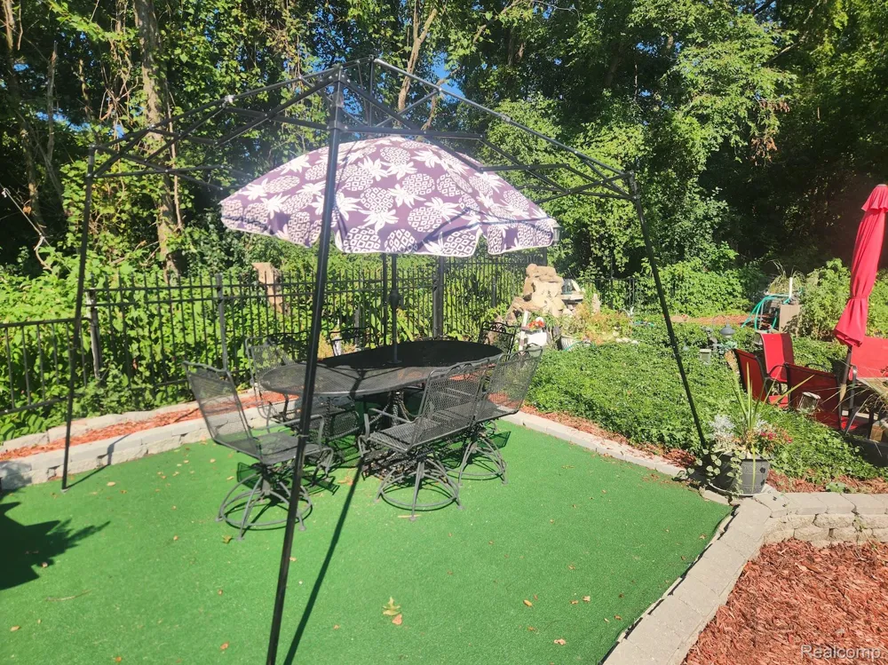 2500 Mann Road #272 Clarkston City, MI 48346
