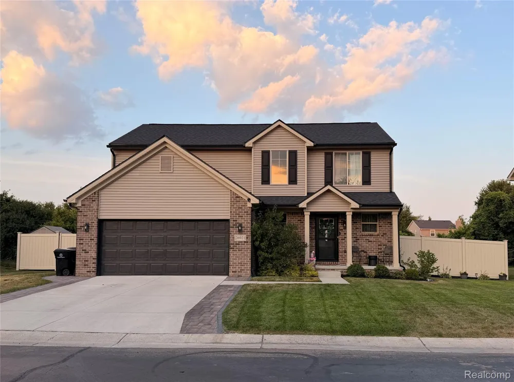 26921 Cedar Run Court Woodhaven City, MI 48183