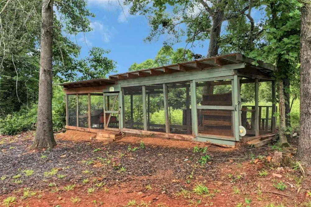 515 Forest Lake Road Pendergrass, GA 30567