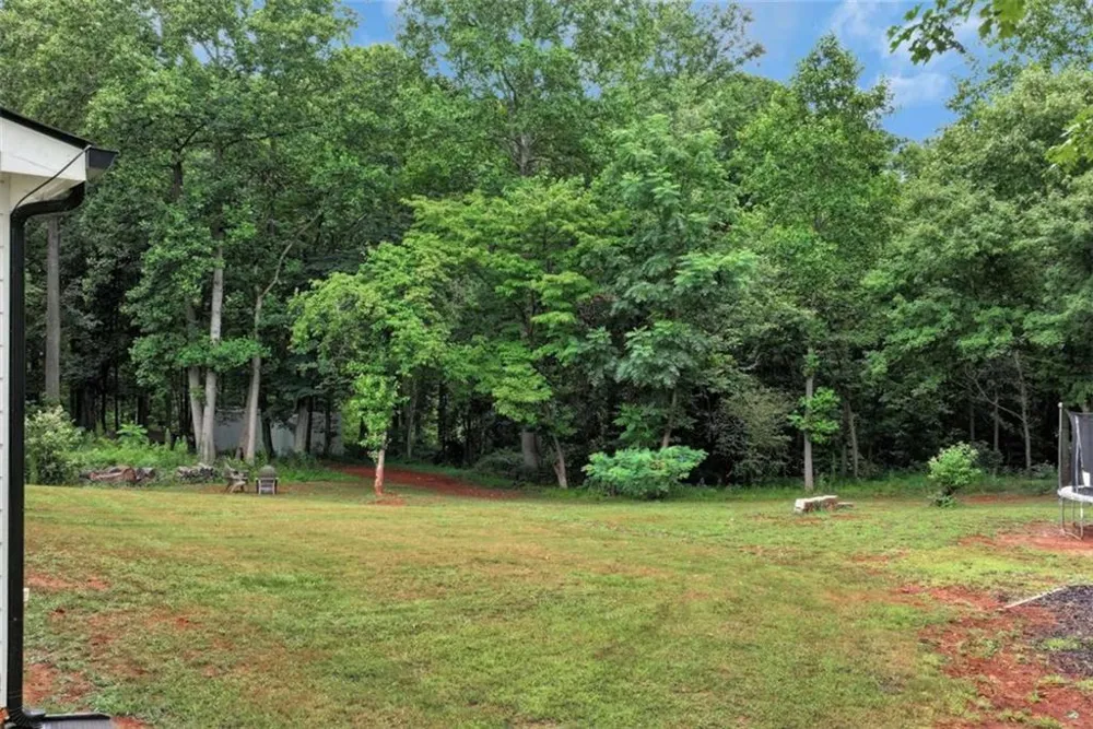 515 Forest Lake Road Pendergrass, GA 30567