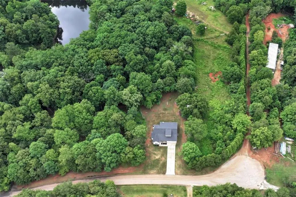 515 Forest Lake Road Pendergrass, GA 30567