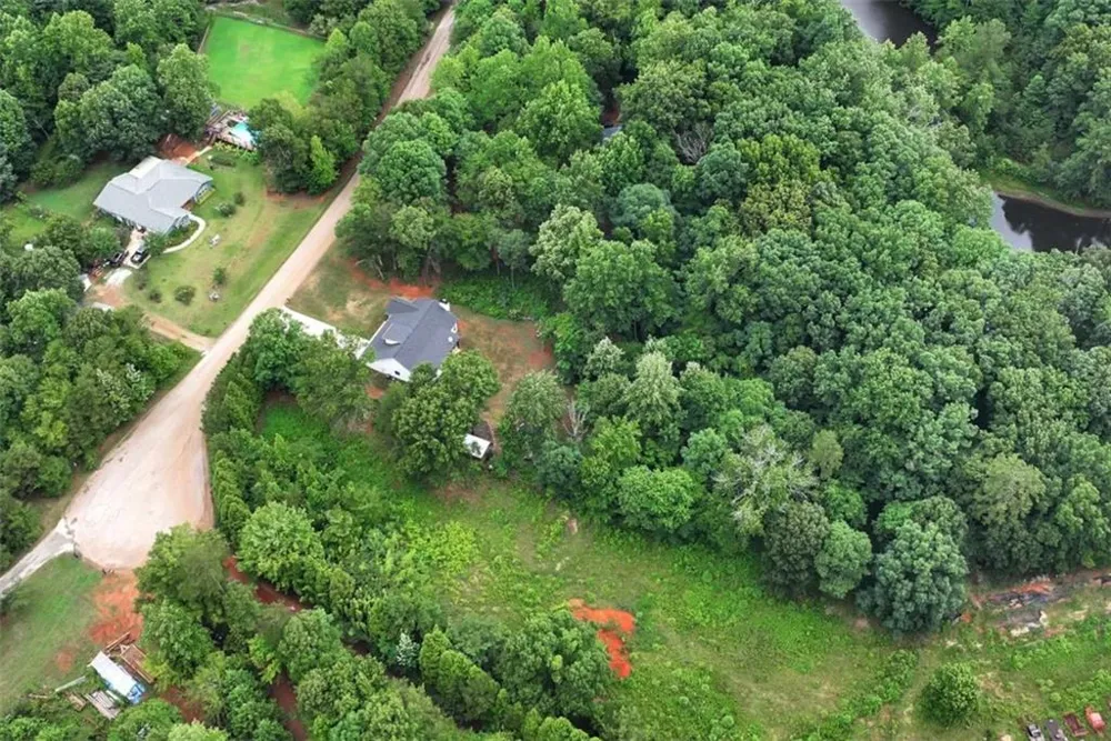 515 Forest Lake Road Pendergrass, GA 30567