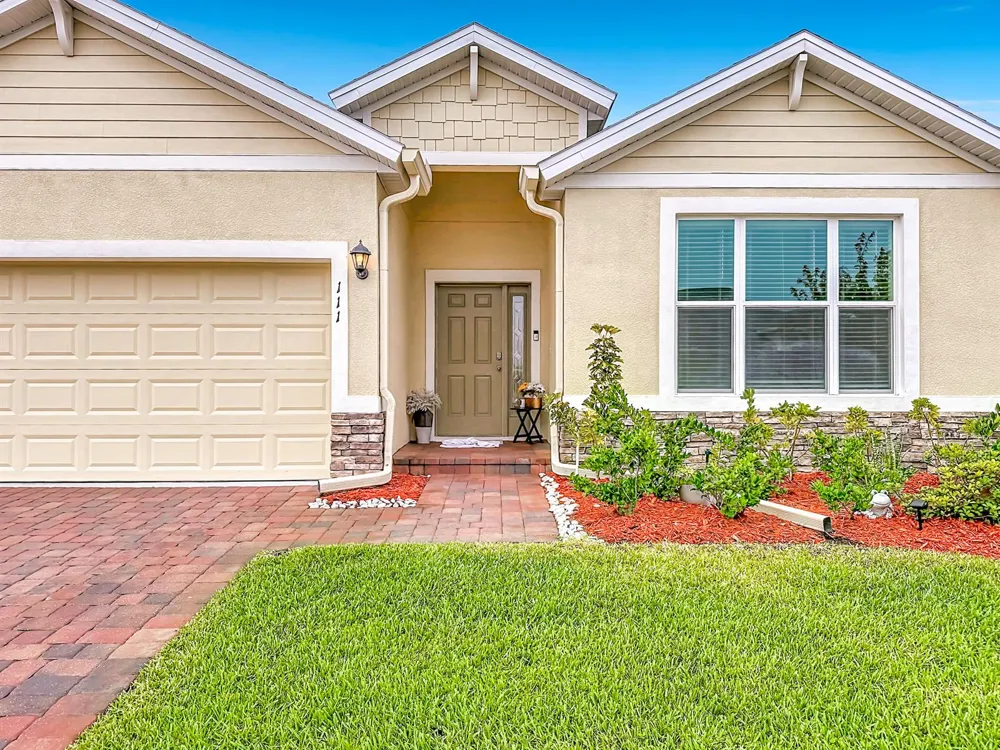 111 52ND SQUARE Vero Beach, FL 32968