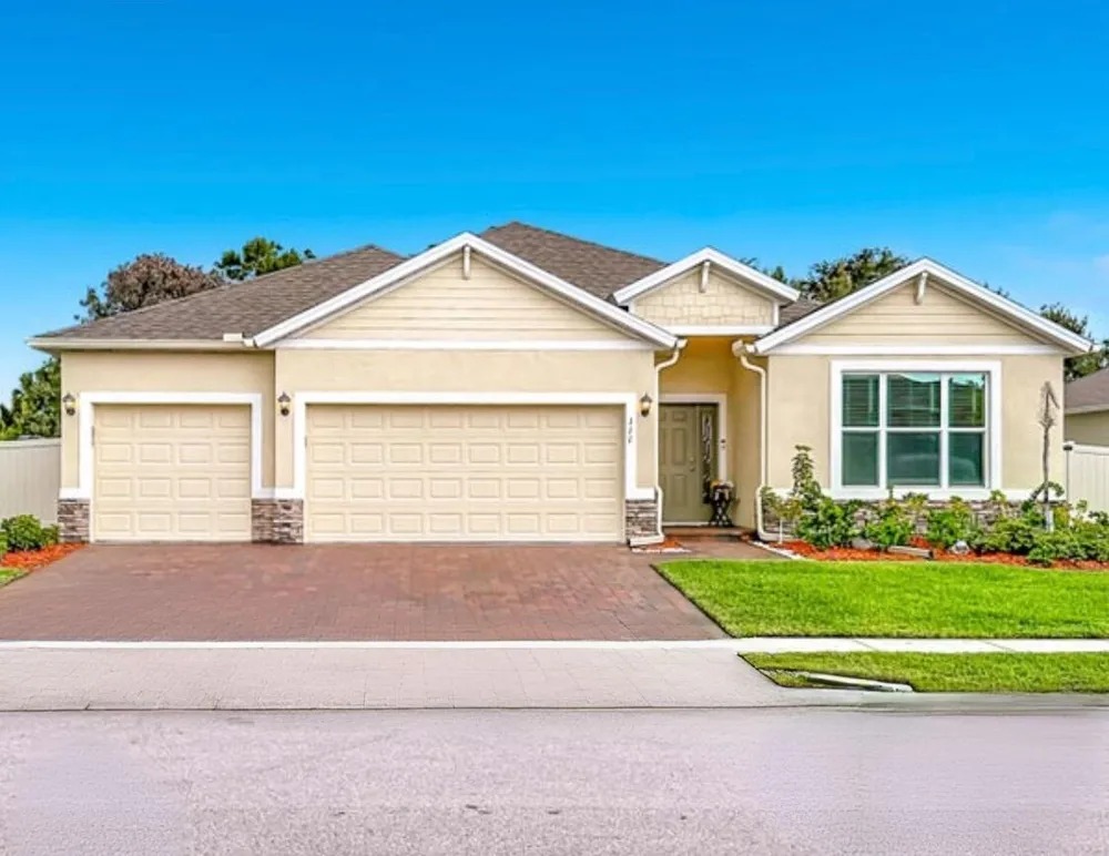 111 52ND SQUARE Vero Beach, FL 32968