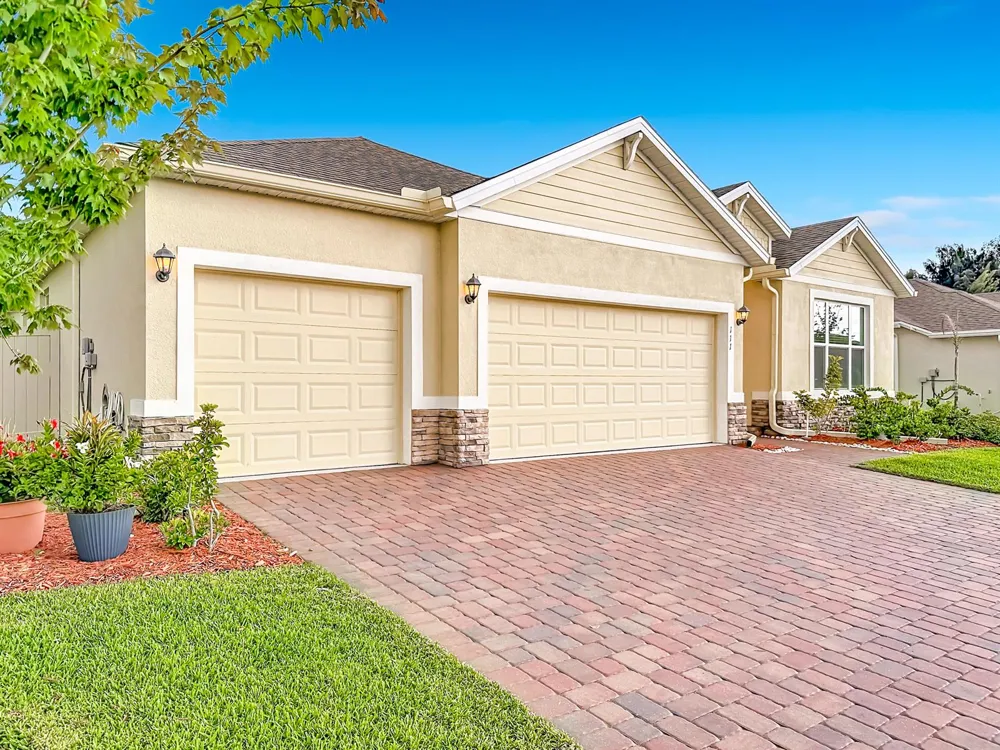 111 52ND SQUARE Vero Beach, FL 32968