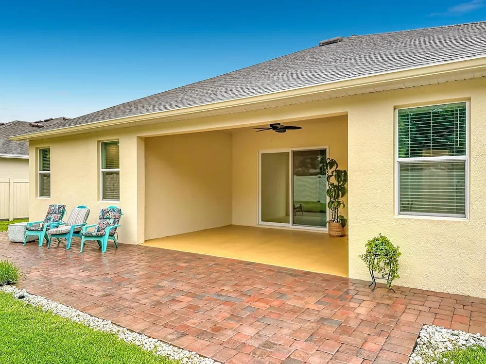 111 52ND SQUARE Vero Beach, FL 32968