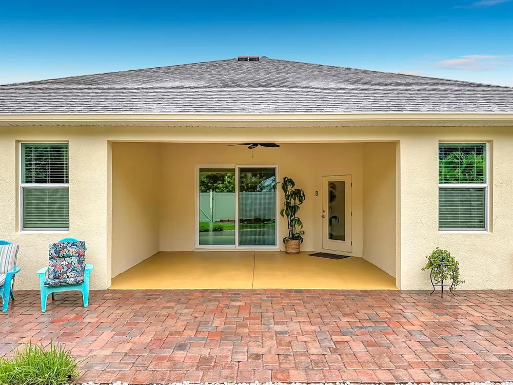 111 52ND SQUARE Vero Beach, FL 32968