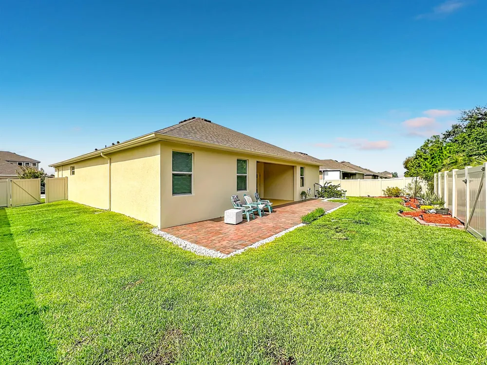 111 52ND SQUARE Vero Beach, FL 32968