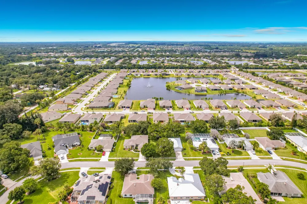 111 52ND SQUARE Vero Beach, FL 32968