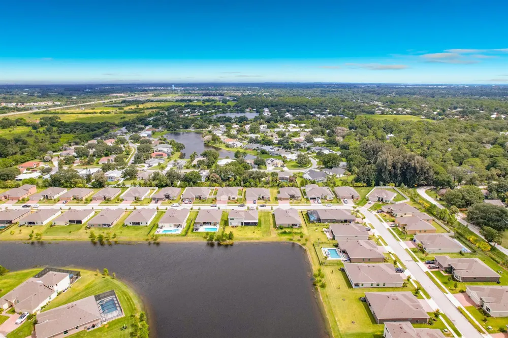 111 52ND SQUARE Vero Beach, FL 32968