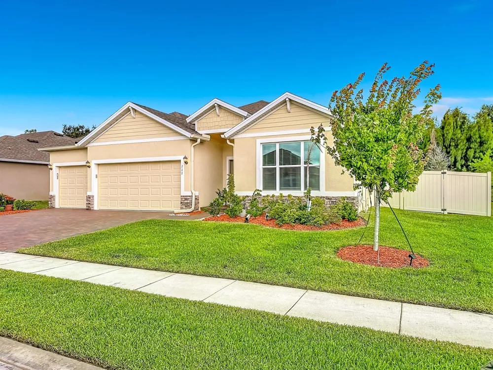 111 52ND SQUARE Vero Beach, FL 32968