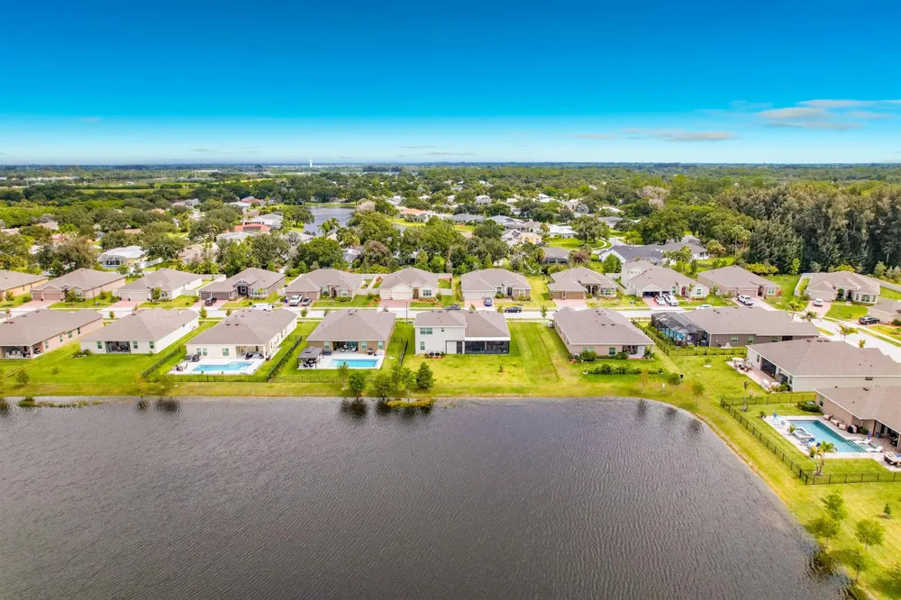 111 52ND SQUARE Vero Beach, FL 32968