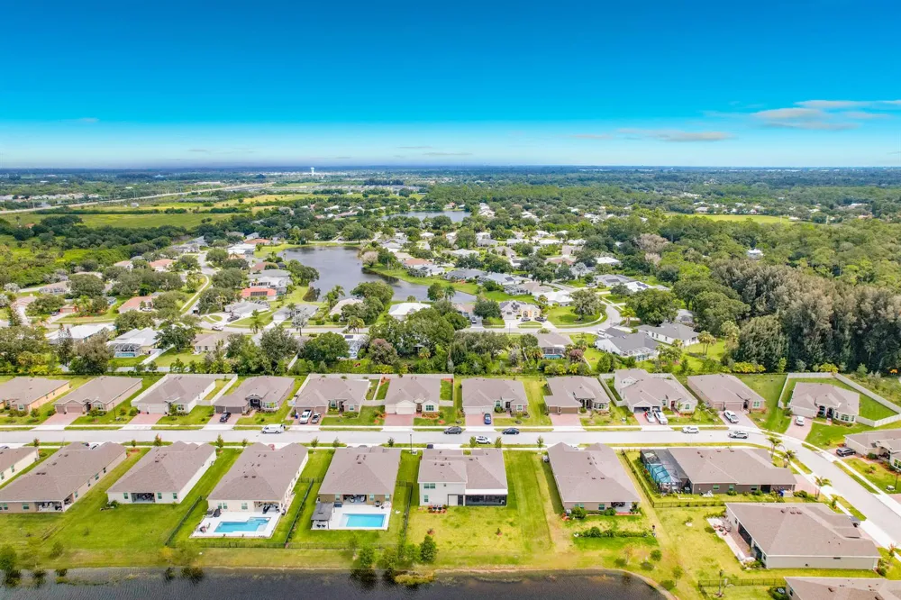 111 52ND SQUARE Vero Beach, FL 32968