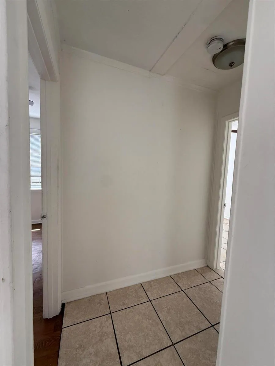 865 W 3RD STREET Riviera Beach, FL 33404