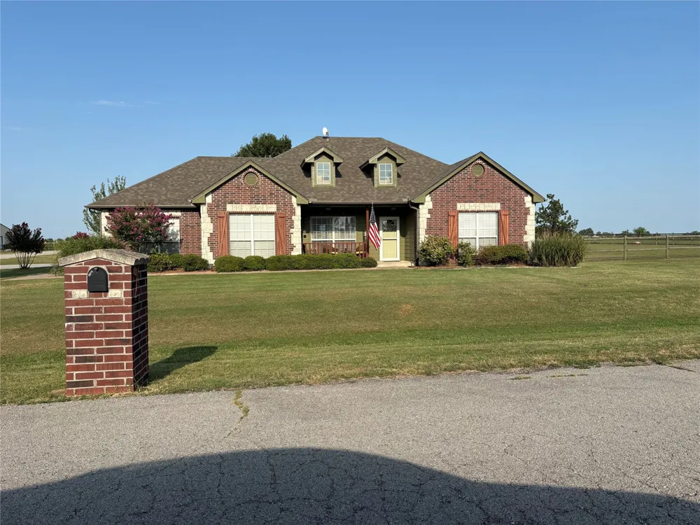 18435 Jamestown Avenue Skiatook, OK 74070