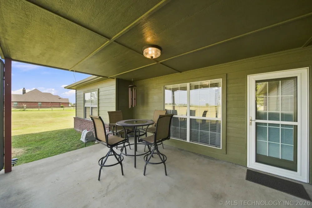 18435 Jamestown Avenue Skiatook, OK 74070