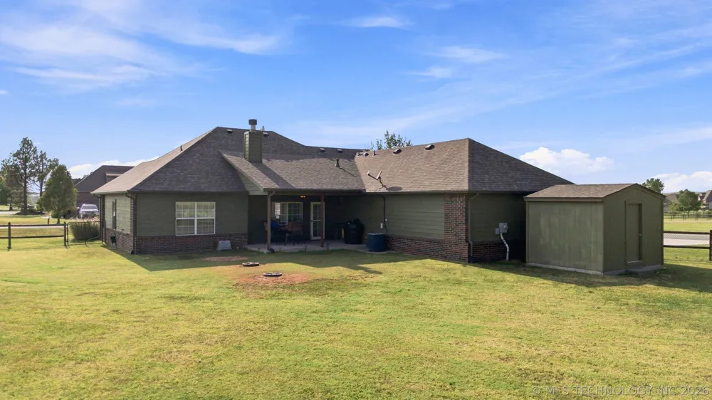 18435 Jamestown Avenue Skiatook, OK 74070
