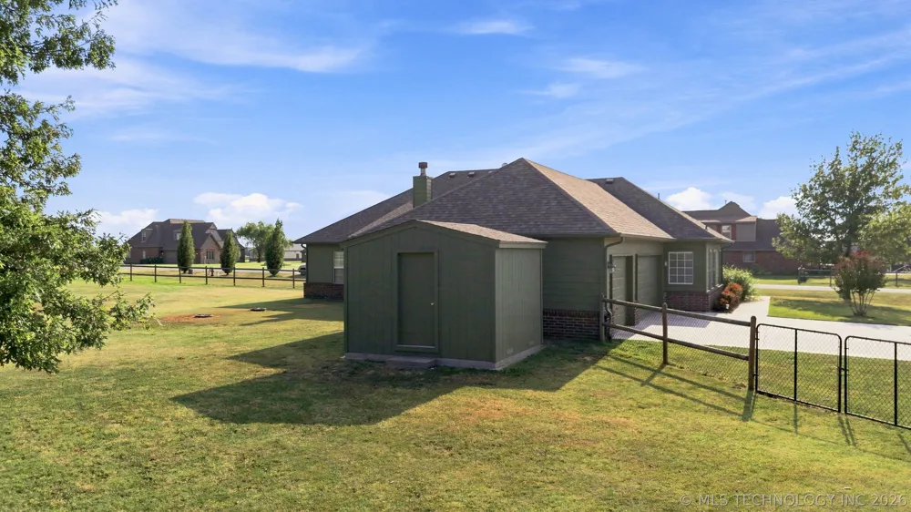 18435 Jamestown Avenue Skiatook, OK 74070