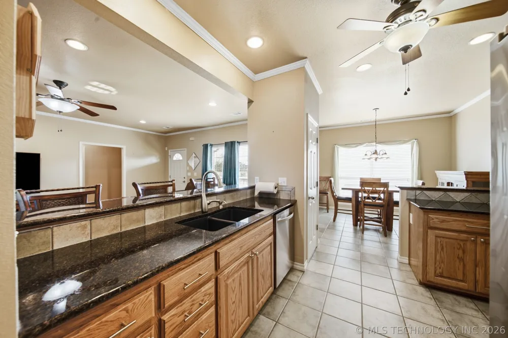 18435 Jamestown Avenue Skiatook, OK 74070
