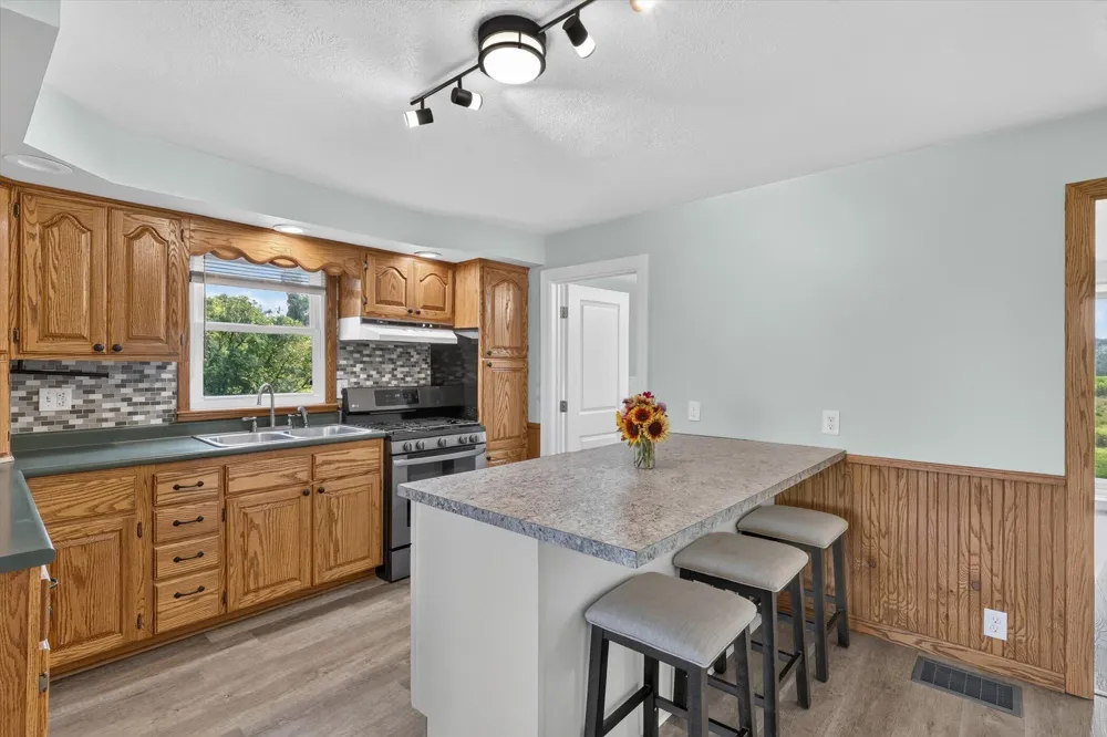 6700 Foster Road Hastings, MI 49058