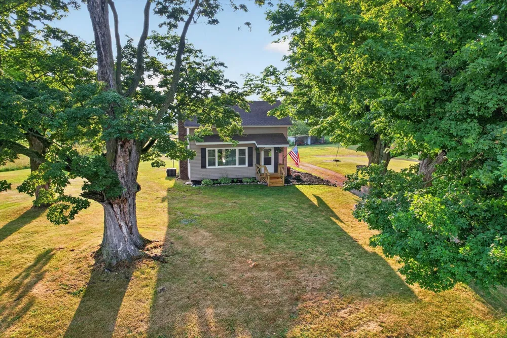 6700 Foster Road Hastings, MI 49058