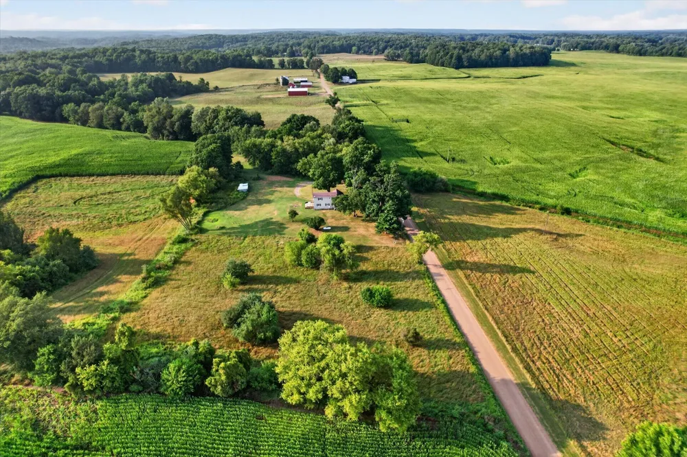 6700 Foster Road Hastings, MI 49058