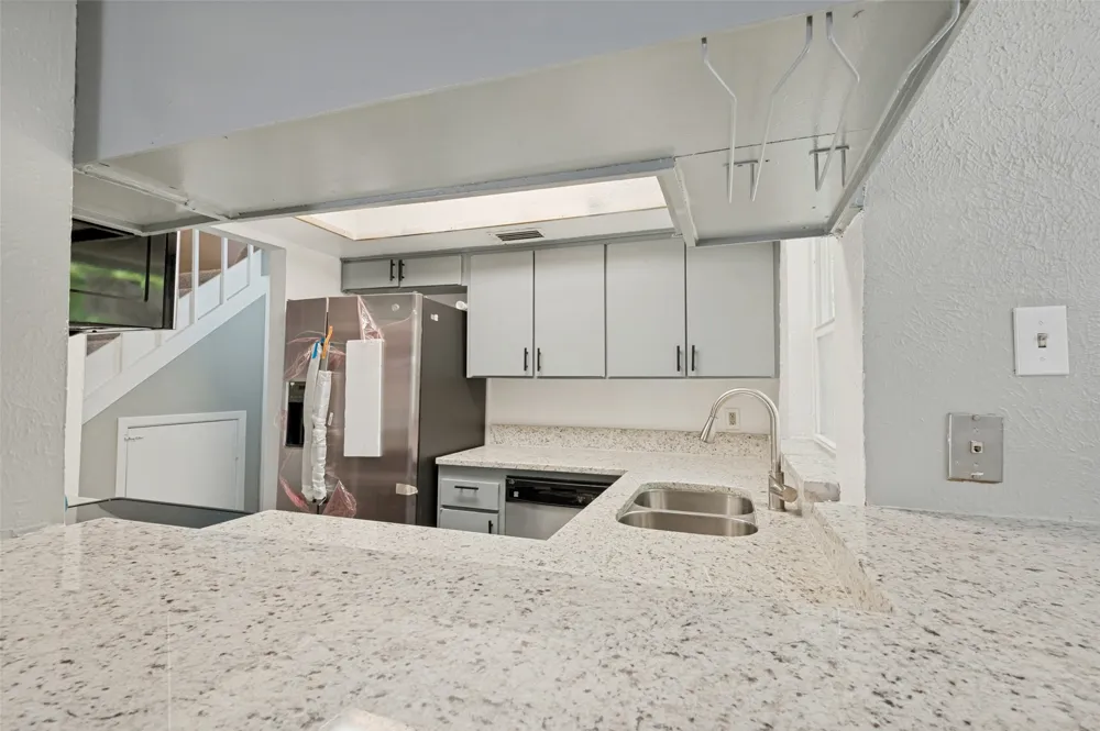2640 Santiago Circle Grand Prairie, TX 75052