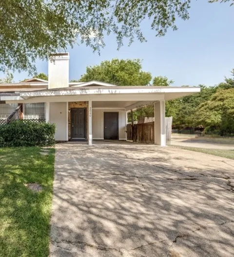 2640 Santiago Circle