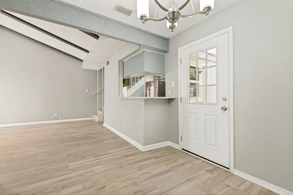2640 Santiago Circle Grand Prairie, TX 75052