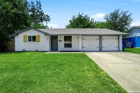 321 NW Wintercrest Road