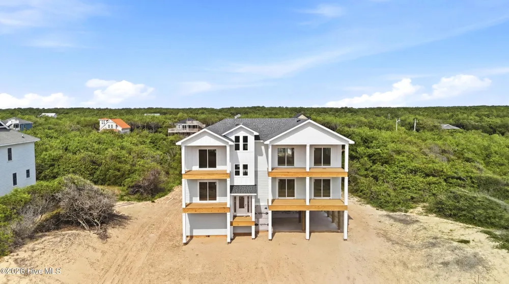 2284 Sandfiddler Road Corolla, NC 27927