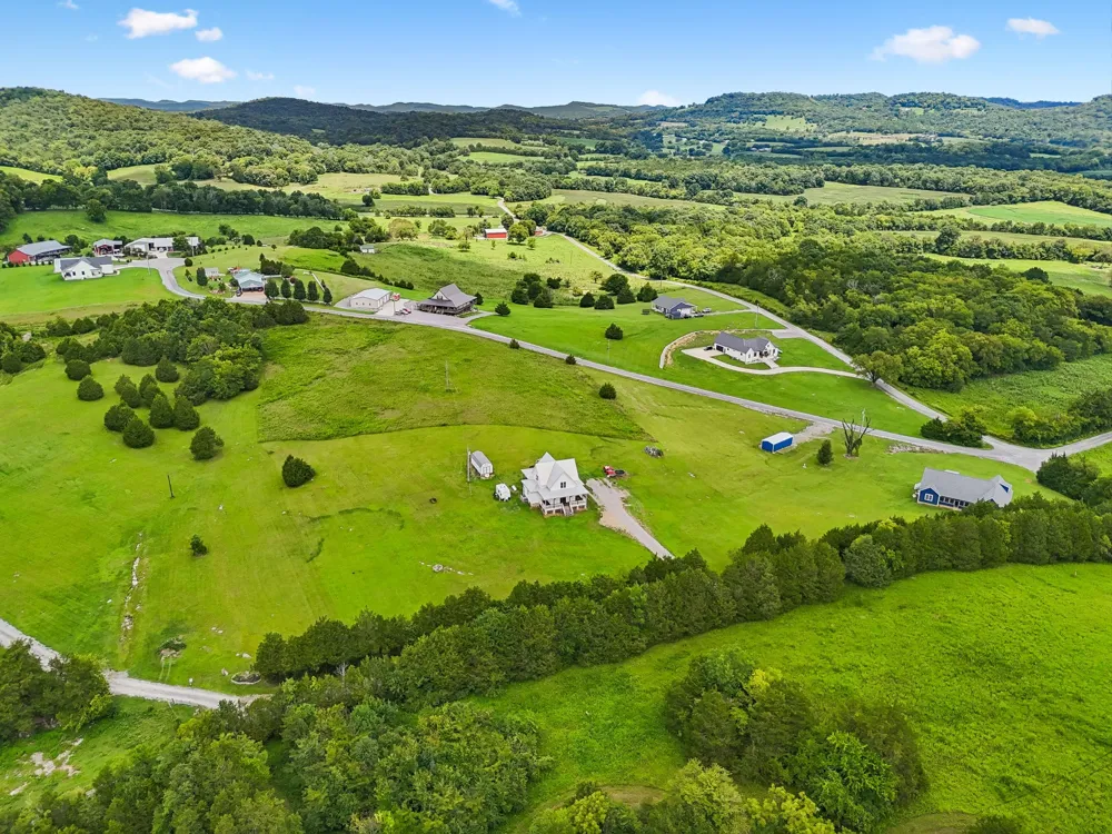 770 Sadler Rd Liberty, TN 37095