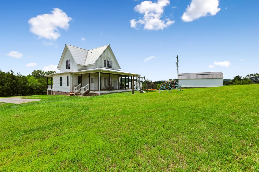 770 Sadler Rd Liberty, TN 37095