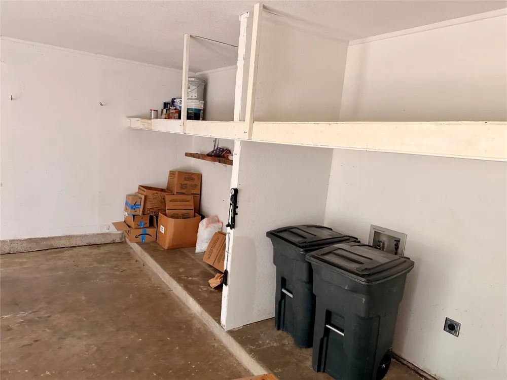 201 Collins Drive Terrell, TX 75160