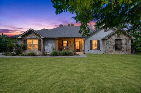 9236 Safari Bluff