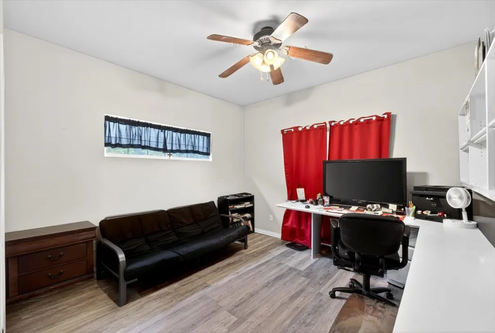 34800 Wolf Trail Wister, OK 74966