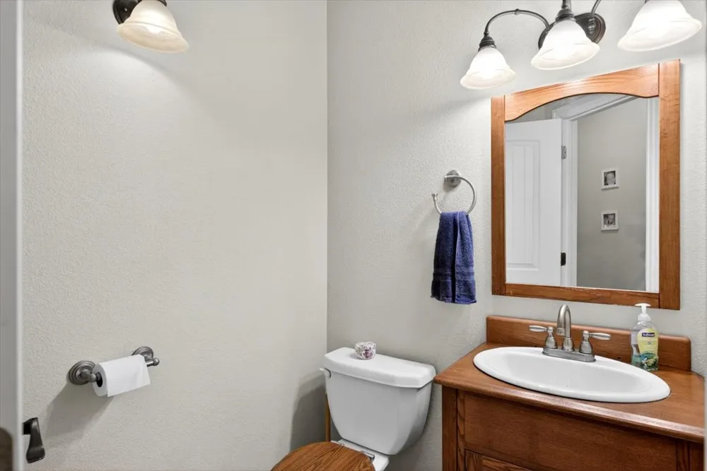34800 Wolf Trail Wister, OK 74966