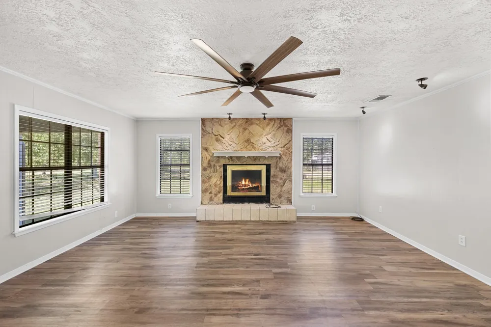 6388 Hurta Lane Bryan, TX 77808