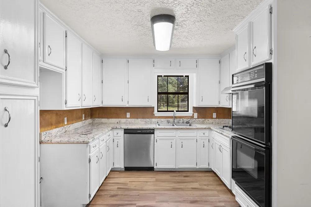 6388 Hurta Lane Bryan, TX 77808