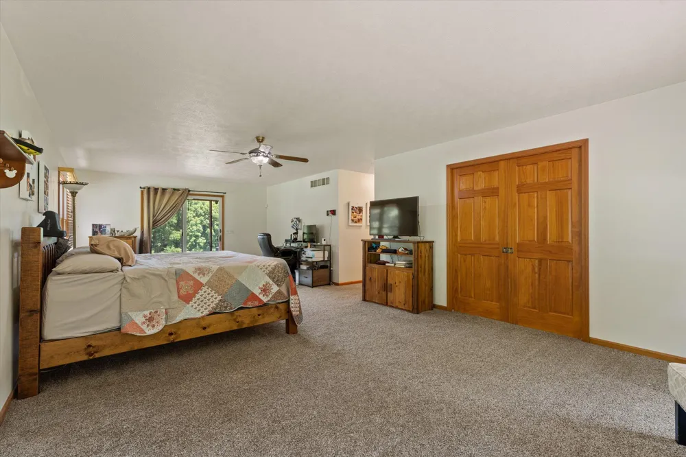 25028 Jefferson Center Street Cassopolis, MI 49031