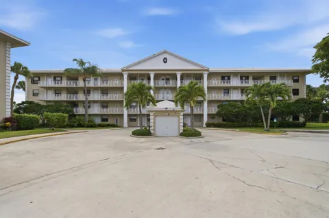 3515 VILLAGE BOULEVARD #206