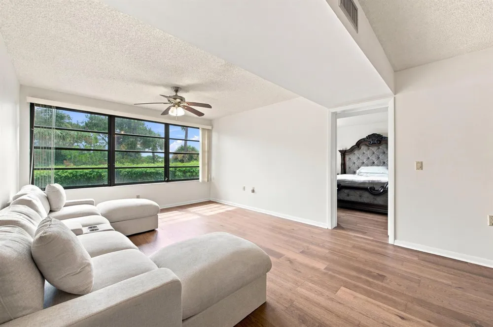 3515 VILLAGE BOULEVARD #206 West Palm Beach, FL 33409