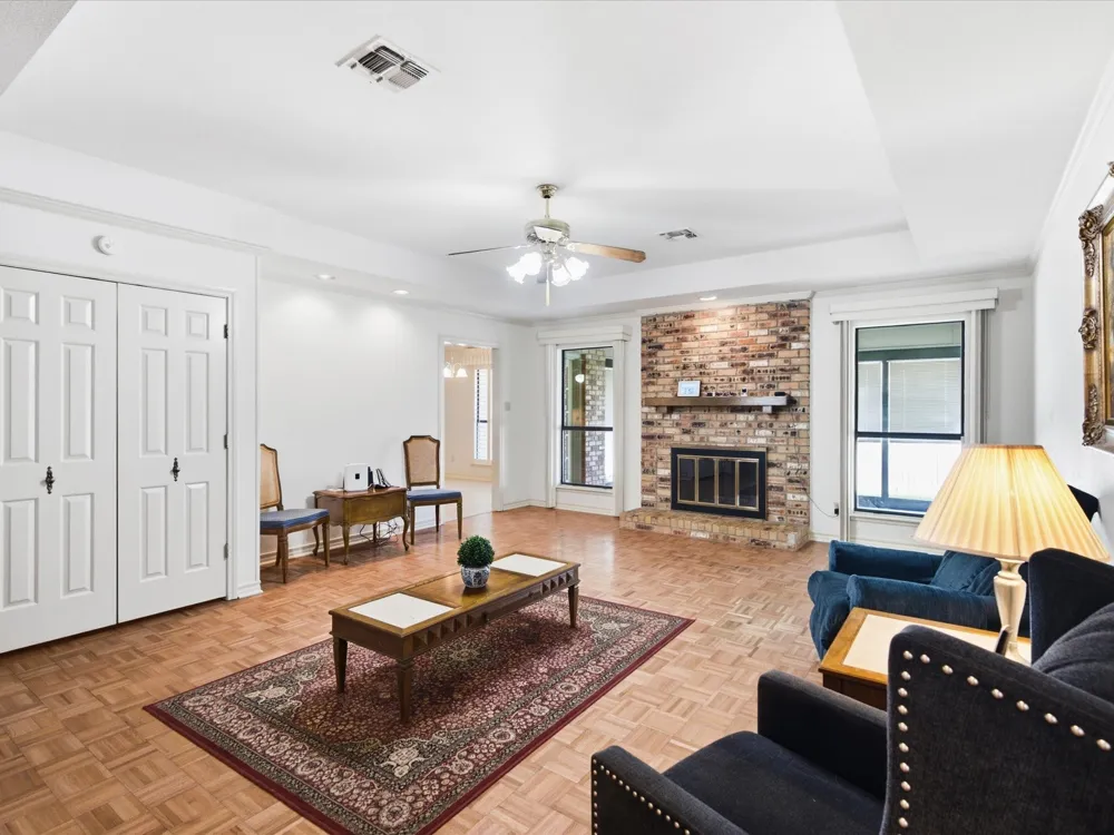 7005 Baseline Lane Fort Worth, TX 76133