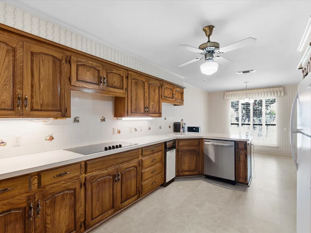 7005 Baseline Lane Fort Worth, TX 76133