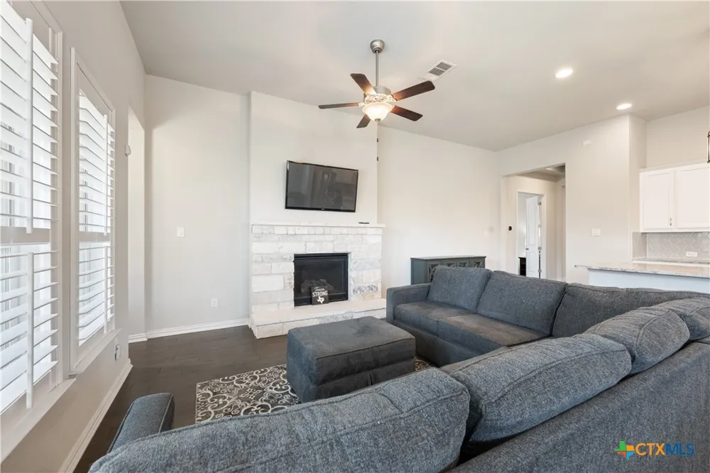 4221 Mercer Road Georgetown, TX 78628