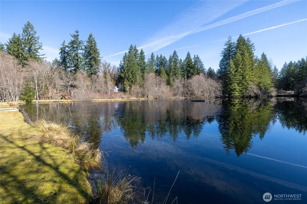 214 Paradise Dr Ashford, WA 98304