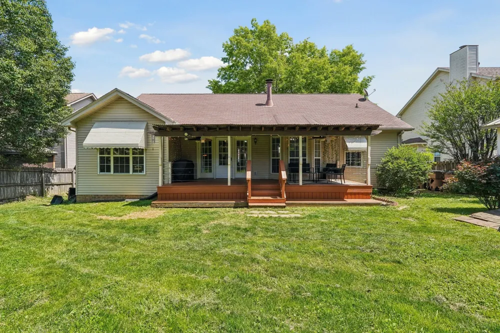 3529 Thornehill Dr Antioch, TN 37013